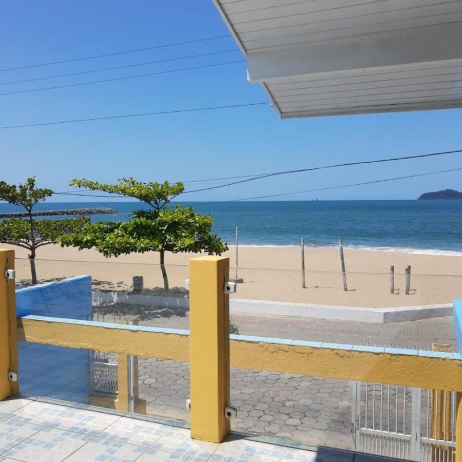 Mansao Ouro Verde Vlc Frente Para O Mar Com Piscina Piçarras Εξωτερικό φωτογραφία